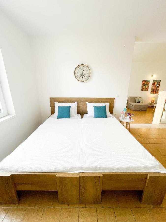 Spacious Apartment Amaros Korcula Town Exterior foto