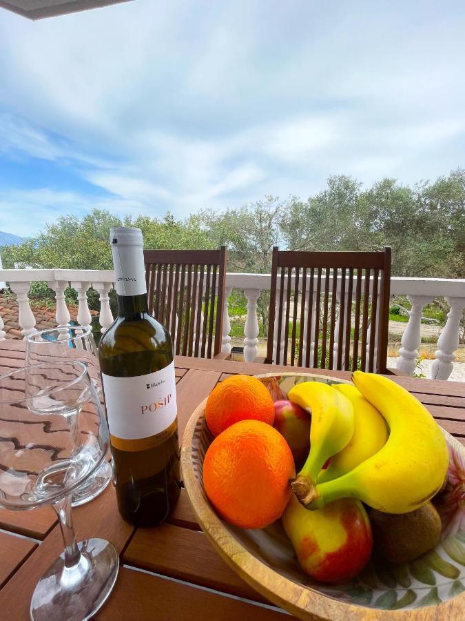 Spacious Apartment Amaros Korcula Town Exterior foto