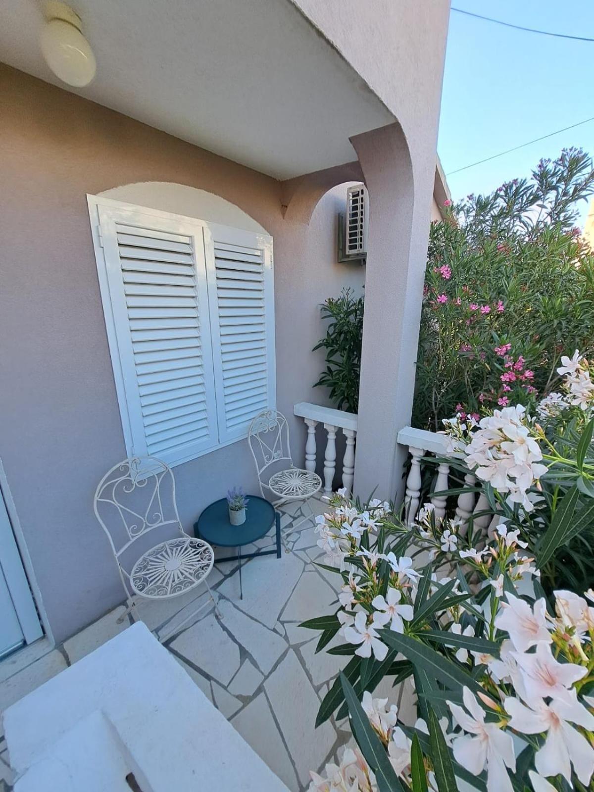 Spacious Apartment Amaros Korcula Town Exterior foto